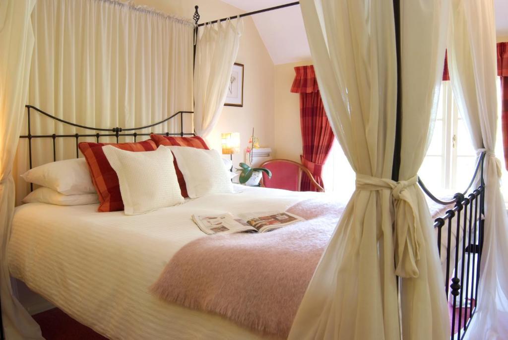 Tumbling Weir Hotel Ottery St Mary Room photo